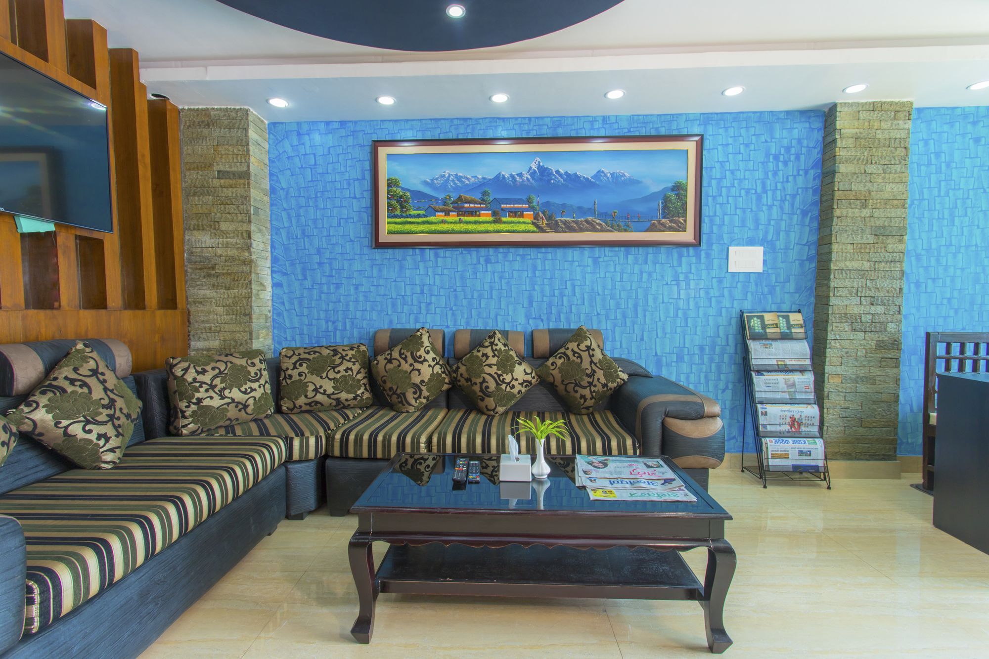 Hotel Lakeside Pvt. Ltd. โพคารา ภายนอก รูปภาพ